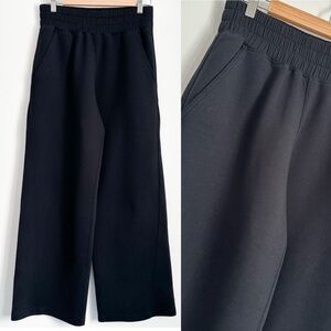 Abercrombie YPB neoknit black wide leg sweatpants